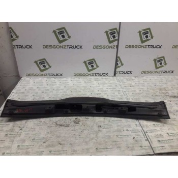 Recambio de aleron trasero para ford fiesta berl./courier surf referencia OEM IAM   