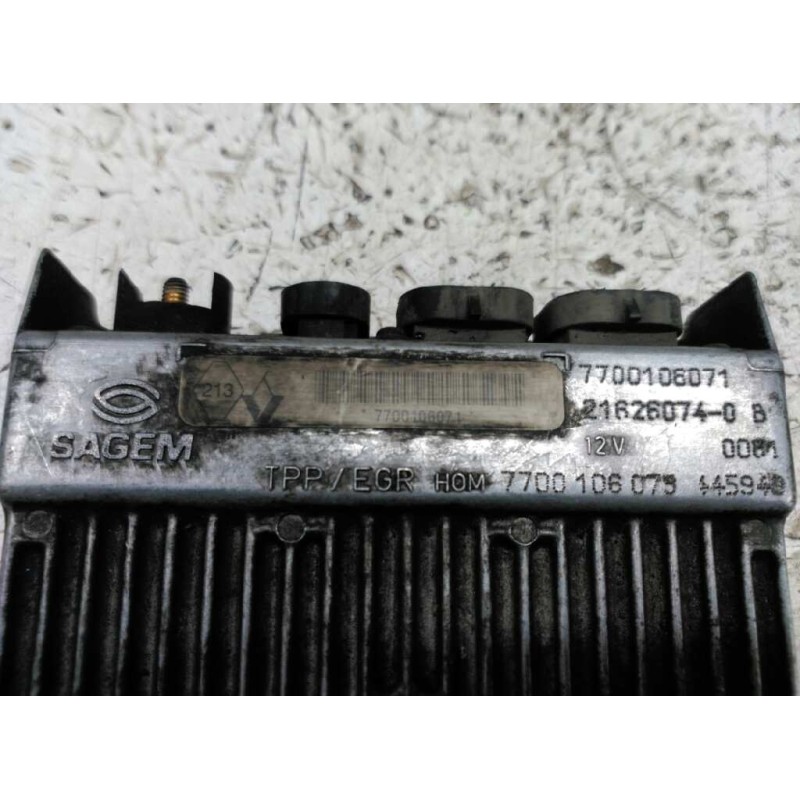 Recambio de centralita motor uce para renault espace /grand espace (je0) 2.2 turbodiesel referencia OEM IAM 7700106071 2