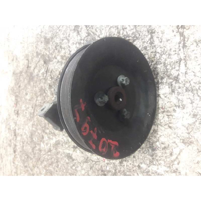 Recambio de bomba direccion para mercedes-benz vito marco polo (638) 112 cdi referencia OEM IAM A6042360010H  