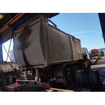 iveco eurotech cursor (mh) del año 2001