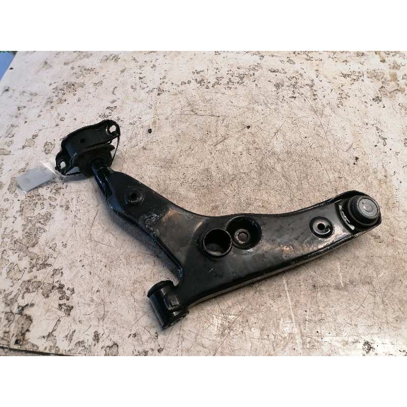 Recambio de brazo suspension inferior delantero derecho para mitsubishi carisma berlina 5 (da0) 1900 di-d comfort referencia OEM 2