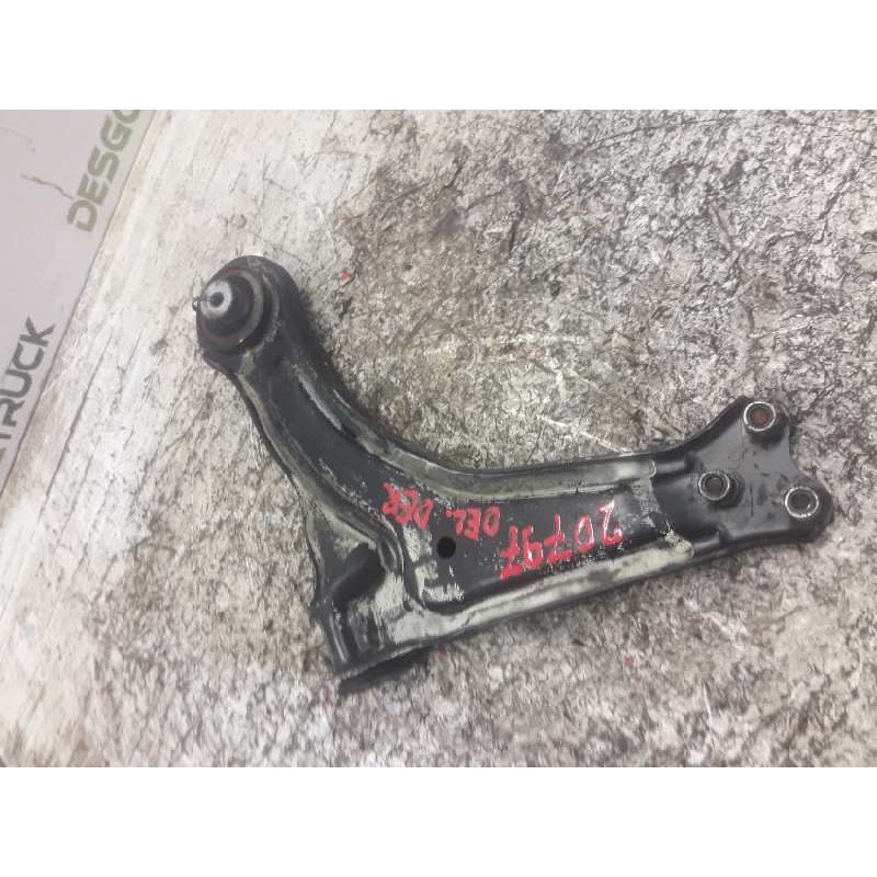 Recambio de brazo suspension inferior delantero derecho para mercedes-benz vito marco polo (638) 112 cdi referencia OEM IAM - Negro 3