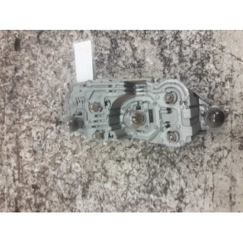 Recambio de portalamparas para toyota corolla verso (r1) 1.8 luna referencia OEM IAM  TRASERO IZQUIERDO 