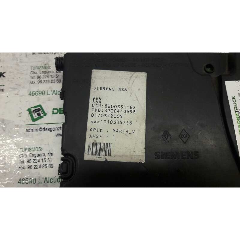Recambio de caja reles / fusibles para renault megane ii berlina 3p referencia OEM IAM 8200351182 2