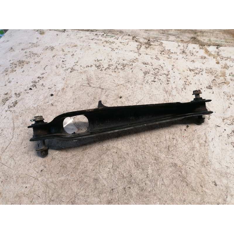 Recambio de brazo suspension inferior trasero derecho para mitsubishi carisma berlina 5 (da0) 1900 di-d comfort referencia OEM I 2