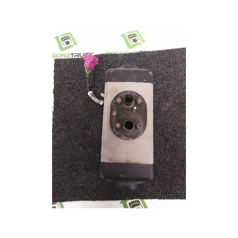 Recambio de motor calefaccion para volvo fh 12 2002  fsa xlow 4x2 corto referencia OEM IAM 20409829 AIRTOP2000S WEBASTO - Blanco 2