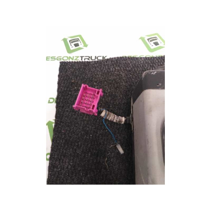 Recambio de motor calefaccion para volvo fh 12 2002  fsa xlow 4x2 corto referencia OEM IAM 20409829 AIRTOP2000S WEBASTO - Blanco 3