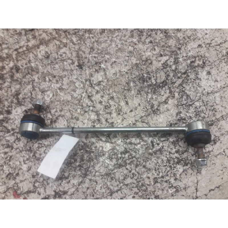 Recambio de bieleta barra estabilizadora delantera para bmw serie 3 berlina (e46) 320d referencia OEM IAM - Negro 2