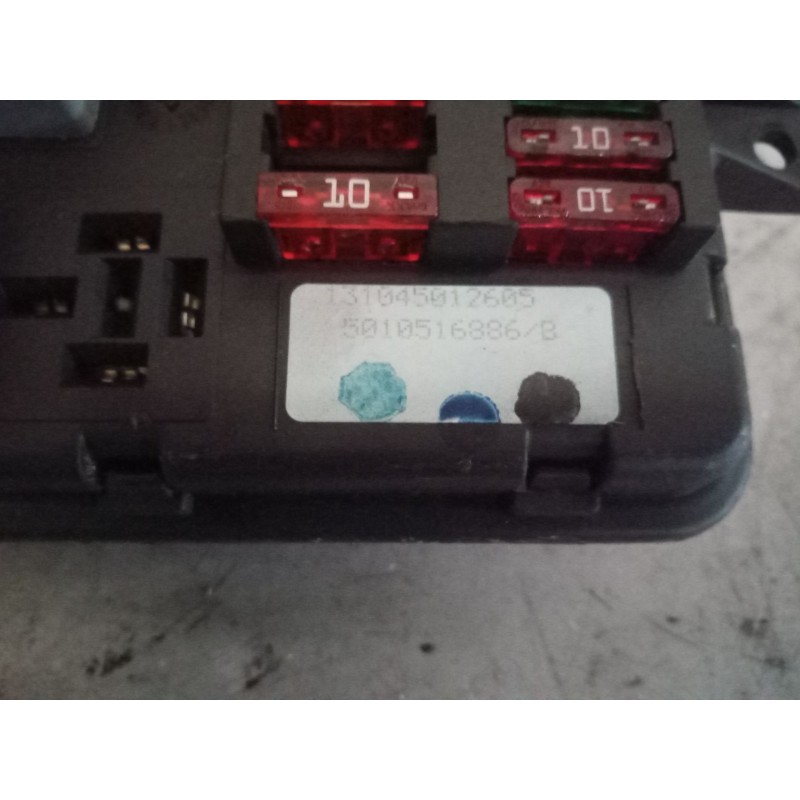 Recambio de caja reles / fusibles para daf serie lf45 desde 06 referencia OEM IAM 5010516886 - Amarillo 3
