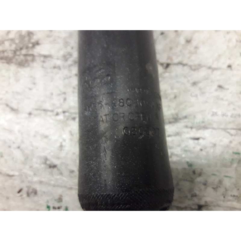 Recambio de amortiguador trasero para ford focus lim. (cb4) titanium referencia OEM IAM 4M5118080AAF - Blanco 2