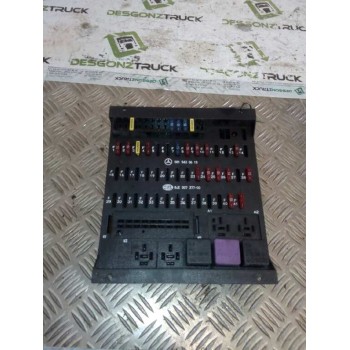 CAJA RELES / FUSIBLES 0015430615 