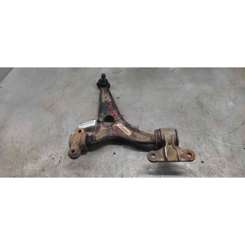 Recambio de brazo suspension inferior delantero izquierdo para peugeot expert kasten furg. referencia OEM IAM - Blanco 4