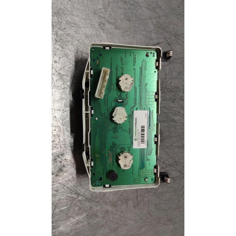 Recambio de cuadro instrumentos para nissan note (e11e) acenta referencia OEM IAM 9U30B  6311943 - Rojo 2