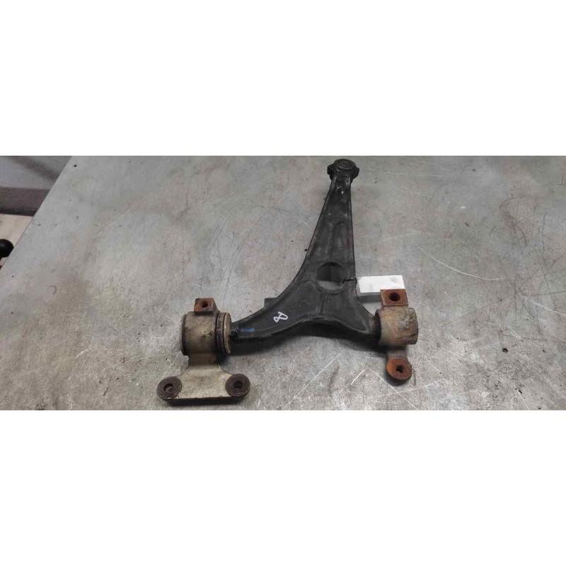 Recambio de brazo suspension inferior delantero izquierdo para peugeot expert kasten furg. referencia OEM IAM - Blanco 5