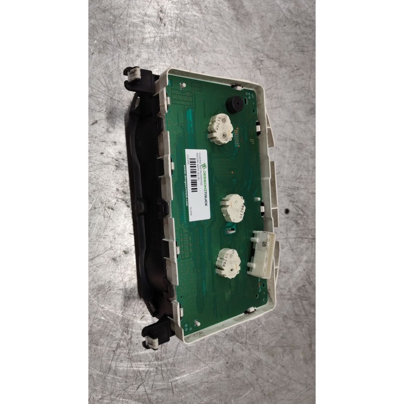 Recambio de cuadro instrumentos para nissan note (e11e) acenta referencia OEM IAM 9U30B  6311943 - Rojo 3