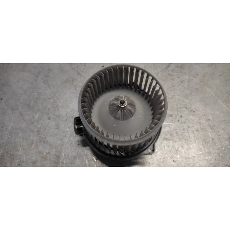 Recambio de ventilador calefaccion para toyota corolla (e12) 1.4 d-4d luna compact referencia OEM IAM 0130101601 - Rojo