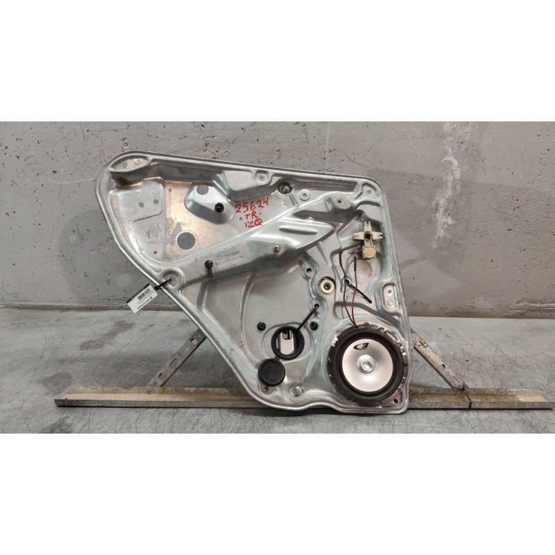 Recambio de elevalunas trasero izquierdo para volkswagen passat berlina (3b2) comfortline referencia OEM IAM 3B5839755C  