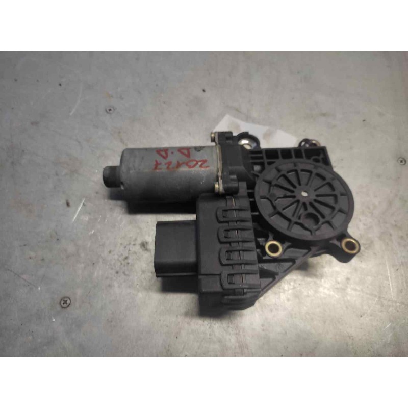 Recambio de motor elevalunas delantero derecho para ford mondeo berlina (ge) ambiente referencia OEM IAM 0130821771 8 PINS 3
