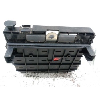 Recambio de caja reles / fusibles para peugeot 307 (s1) xr clim plus referencia OEM IAM 9650664180 BSM 31919776