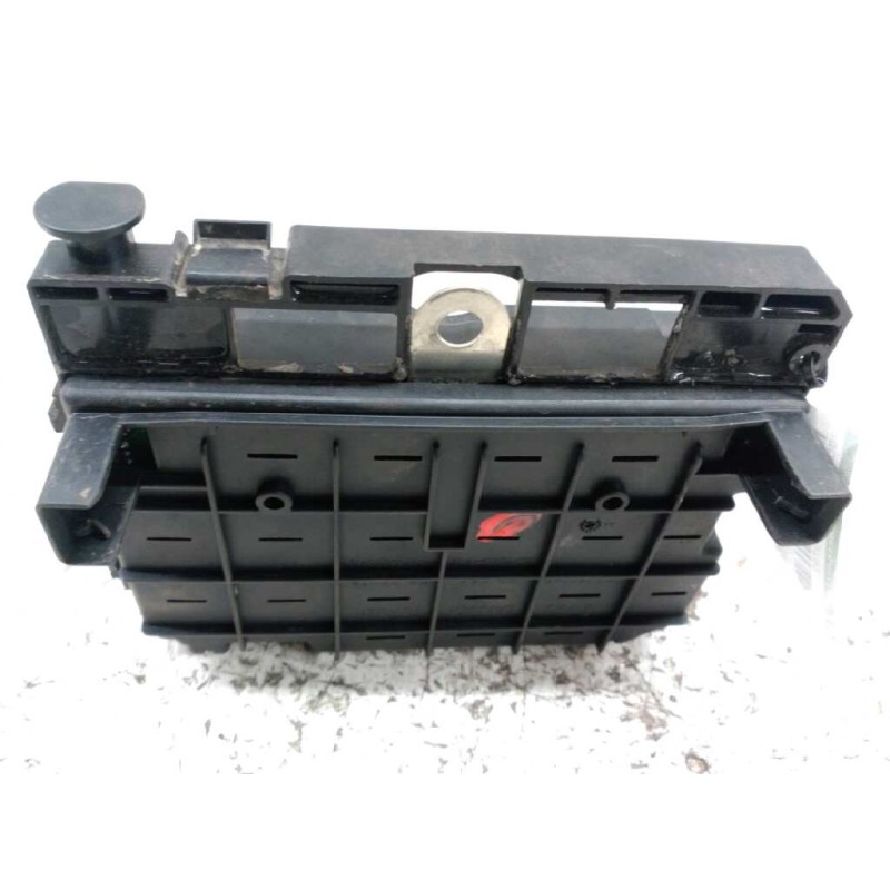 Recambio de caja reles / fusibles para peugeot 307 (s1) xr clim plus referencia OEM IAM 9650664180 BSM 31919776 3