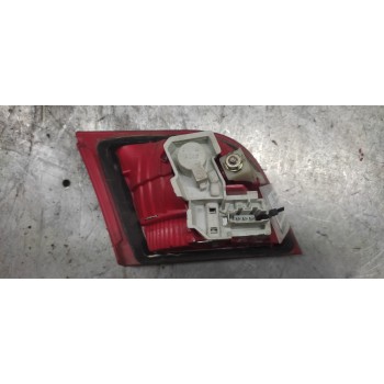 Recambio de piloto trasero derecho interior para audi a3 (8p) referencia OEM IAM   3 PINS