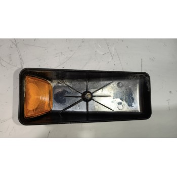 Recambio de piloto lateral izquierdo para renault magnum ab 2005 12.0 diesel referencia OEM IAM   