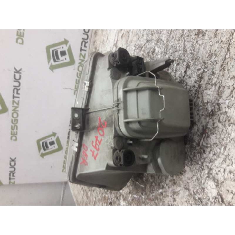 Recambio de faro derecho para mercedes-benz vito marco polo (638) 112 cdi referencia OEM IAM - Negro 4