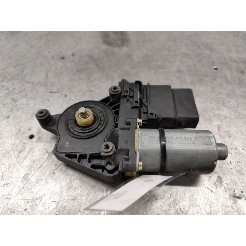 Recambio de motor elevalunas trasero derecho para volkswagen passat berlina (3b2) comfortline referencia OEM IAM 0130821696  