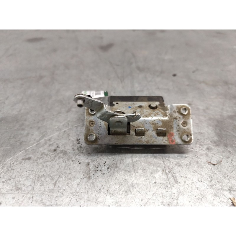 Recambio de cerradura maletero / porton para opel meriva cosmo referencia OEM IAM 90563999 - Azul 2