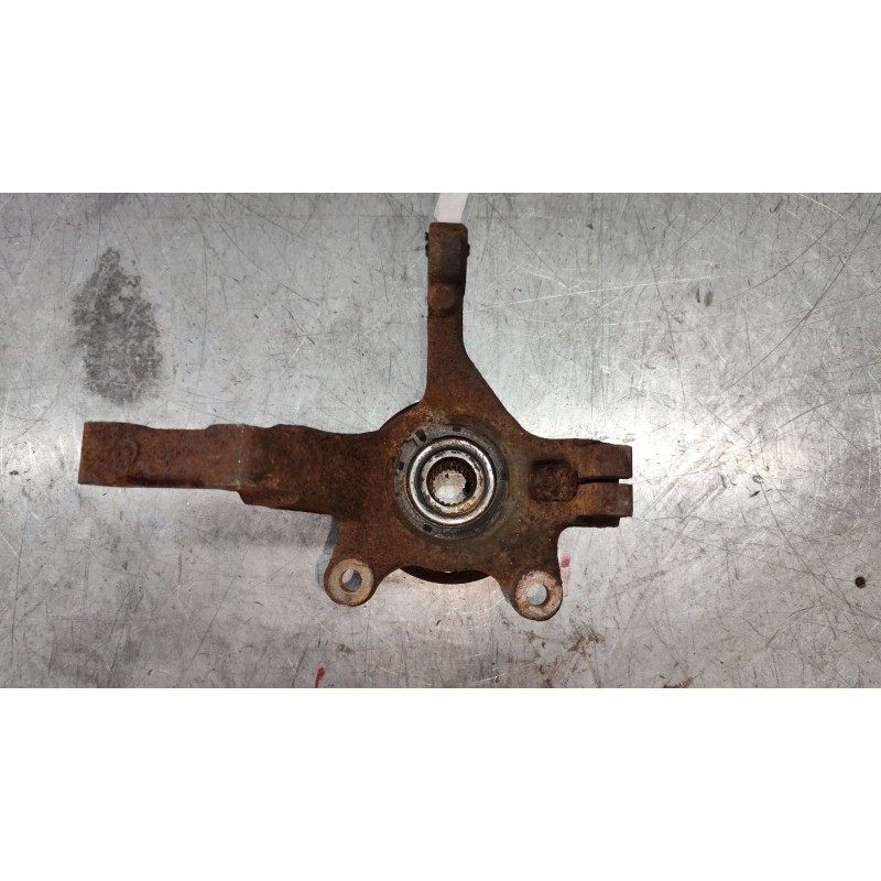 Recambio de mangueta delantera derecha para nissan note (e11e) acenta referencia OEM IAM - Rojo 2